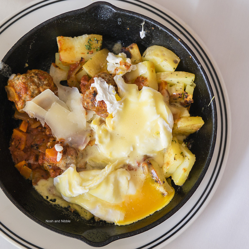 hawk-and-hen-adams-meatball-skillet