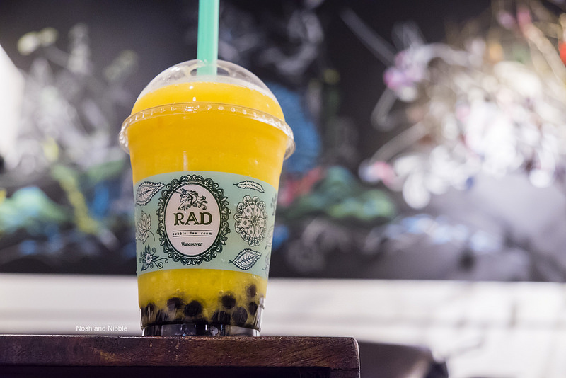 rad-tea-room-mango-smoothie