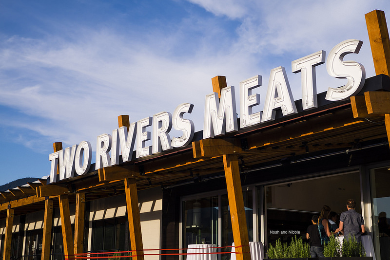 two-rivers-meats-outside