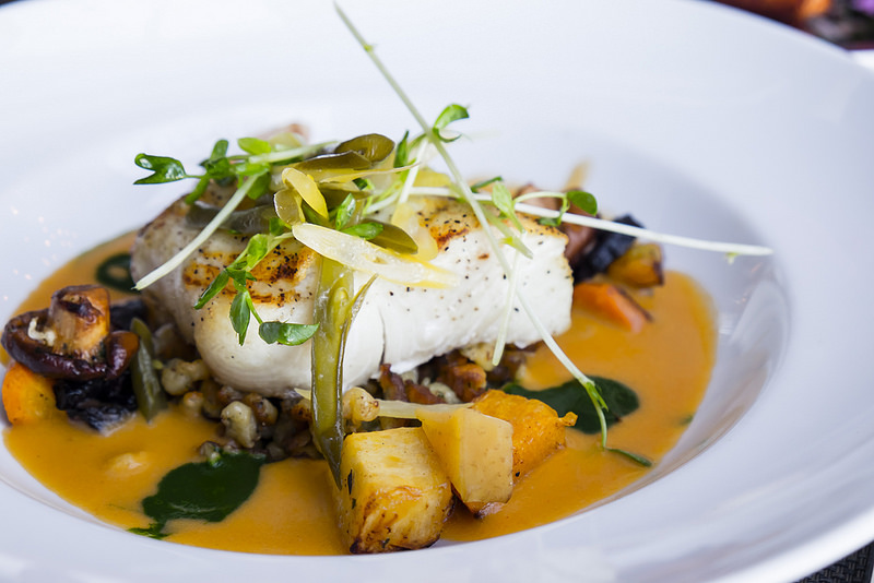 dockside-restaurant-haida-gwaii-halibut