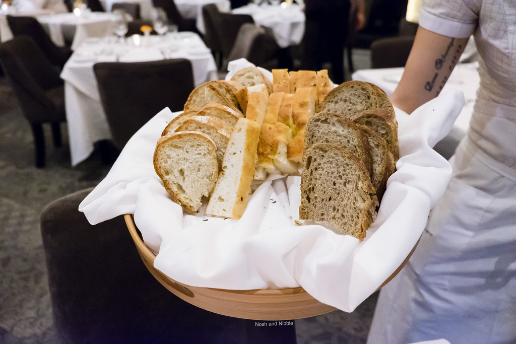 italian-kitchen-bread-basket
