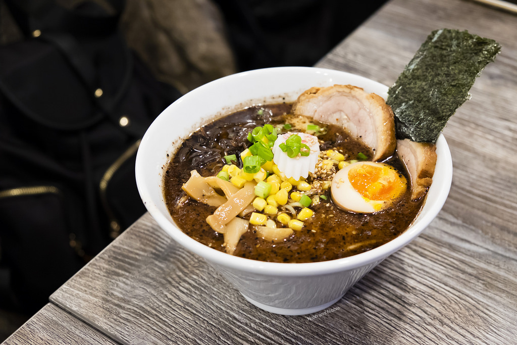 the-poke-shop-black-garlic-oil-tonkotsu-ramen