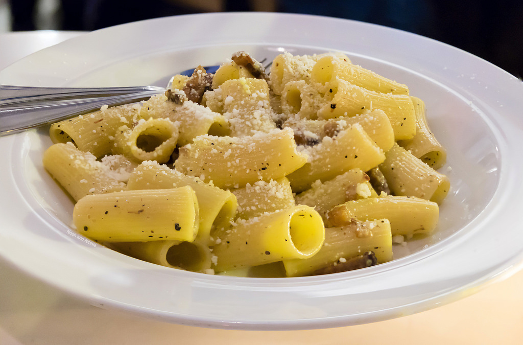 di-beppe-ristorante-rigatoni-carbonara