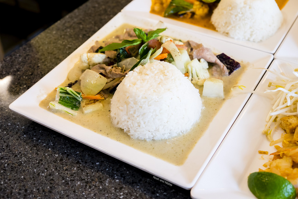 rice-and-noodle-green-curry