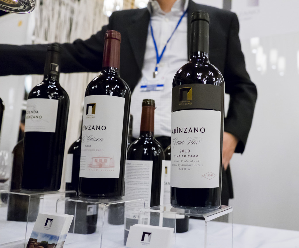 viwf-festival-tasting-room-arinzano-vinos-de-pago