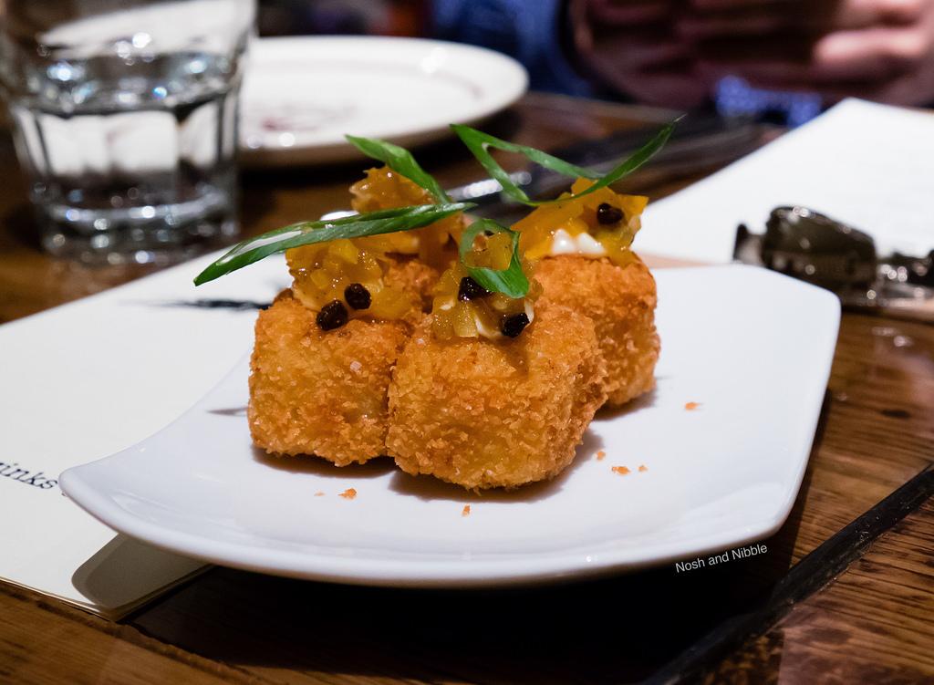 mamie-taylors-chicago-steakhouse-fried-mac-n-cheese