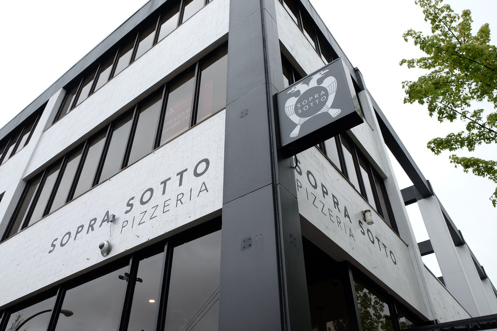 sopra-sotto-outside