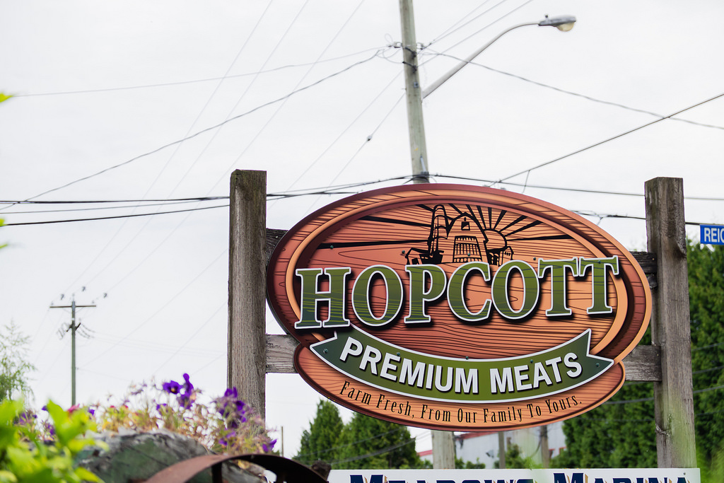 hopcott-meats-outside