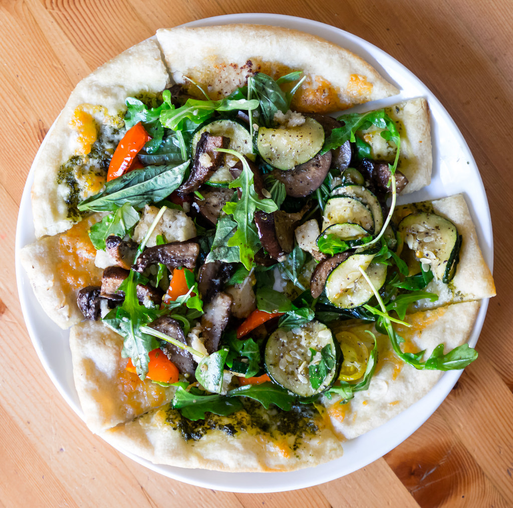 rocky-mountain-flatbread-fire-roasted-vegan-flatbread