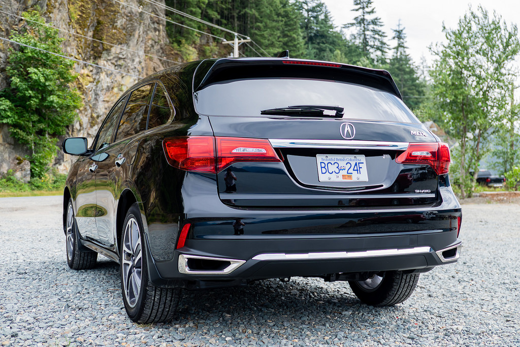 acura-mdx-2018-technology-rear