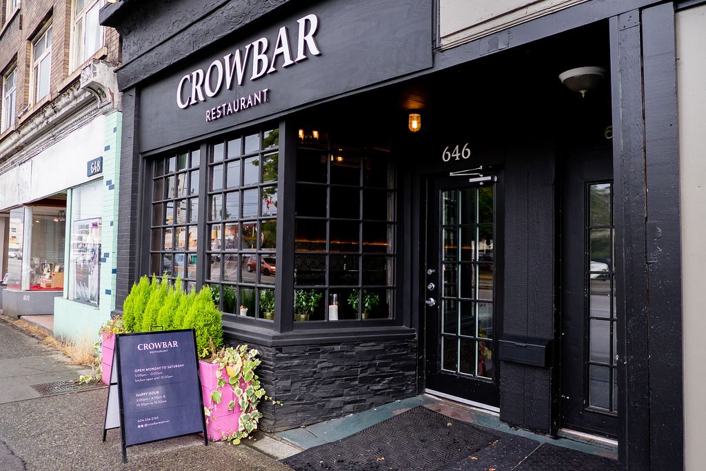 Crowbar Restaurant Outside 