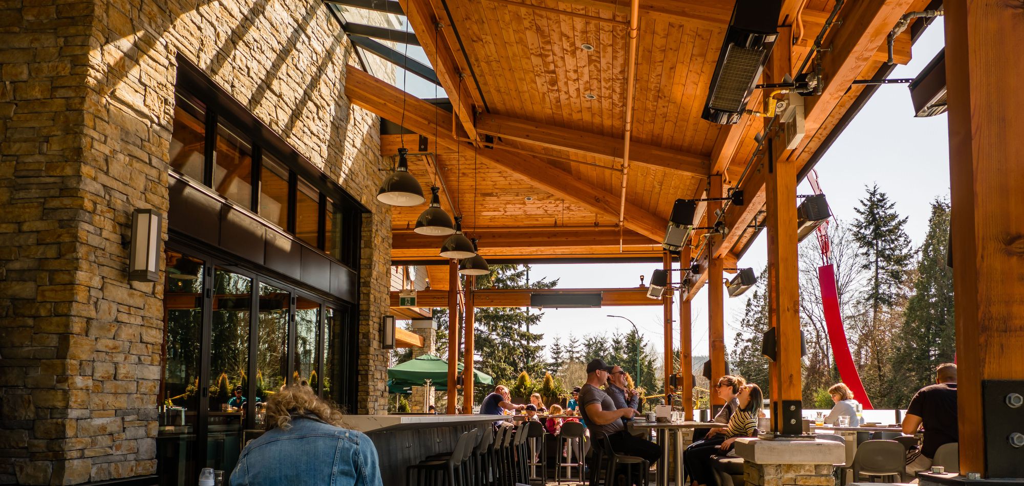 Colony Bar Brunch in the Northwoods of North Vancouver [OVERVIEW]