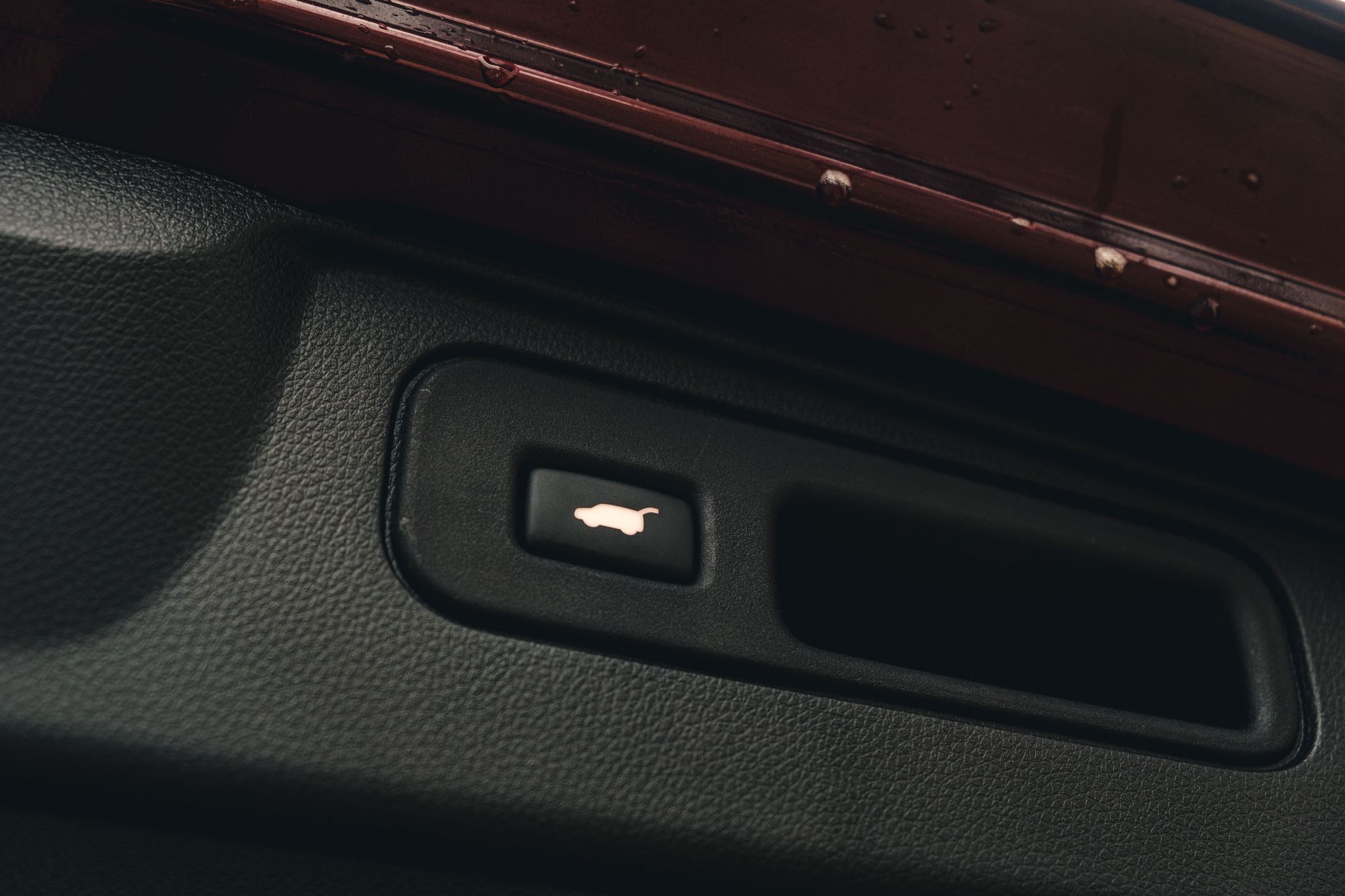 Honda Passport Tailgate Button