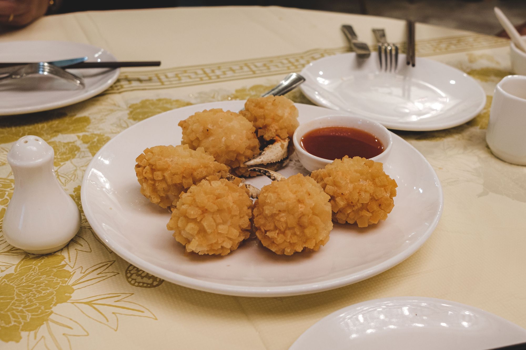 Golden Paramount Seafood Restaurant – Deep Fried Crab Cake