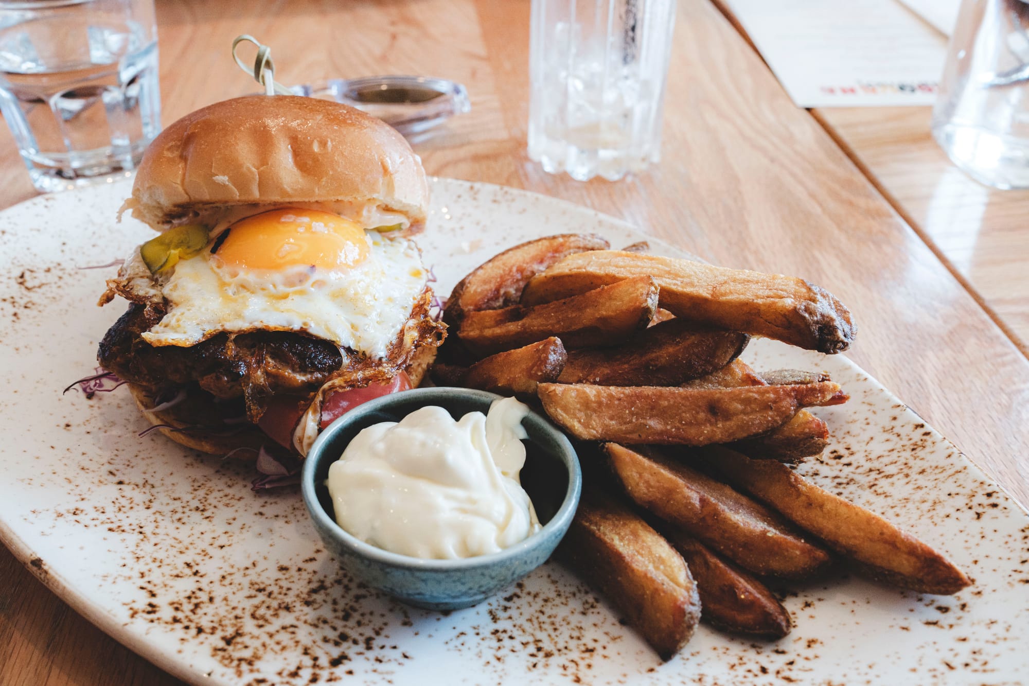 Ruex Cafe in Surrey – Brekkie Burger