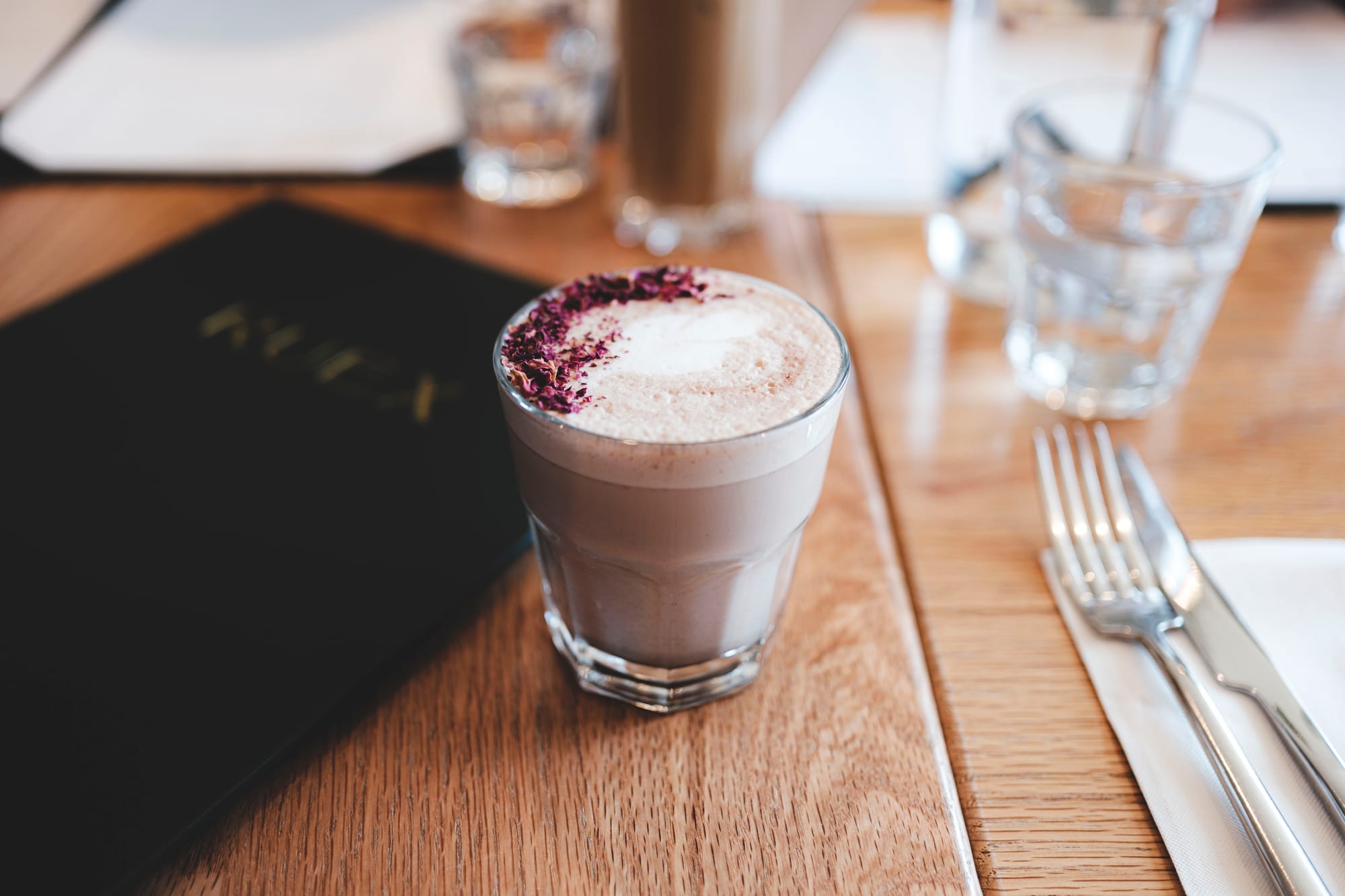 Ruex Cafe in Surrey – Rose Latte