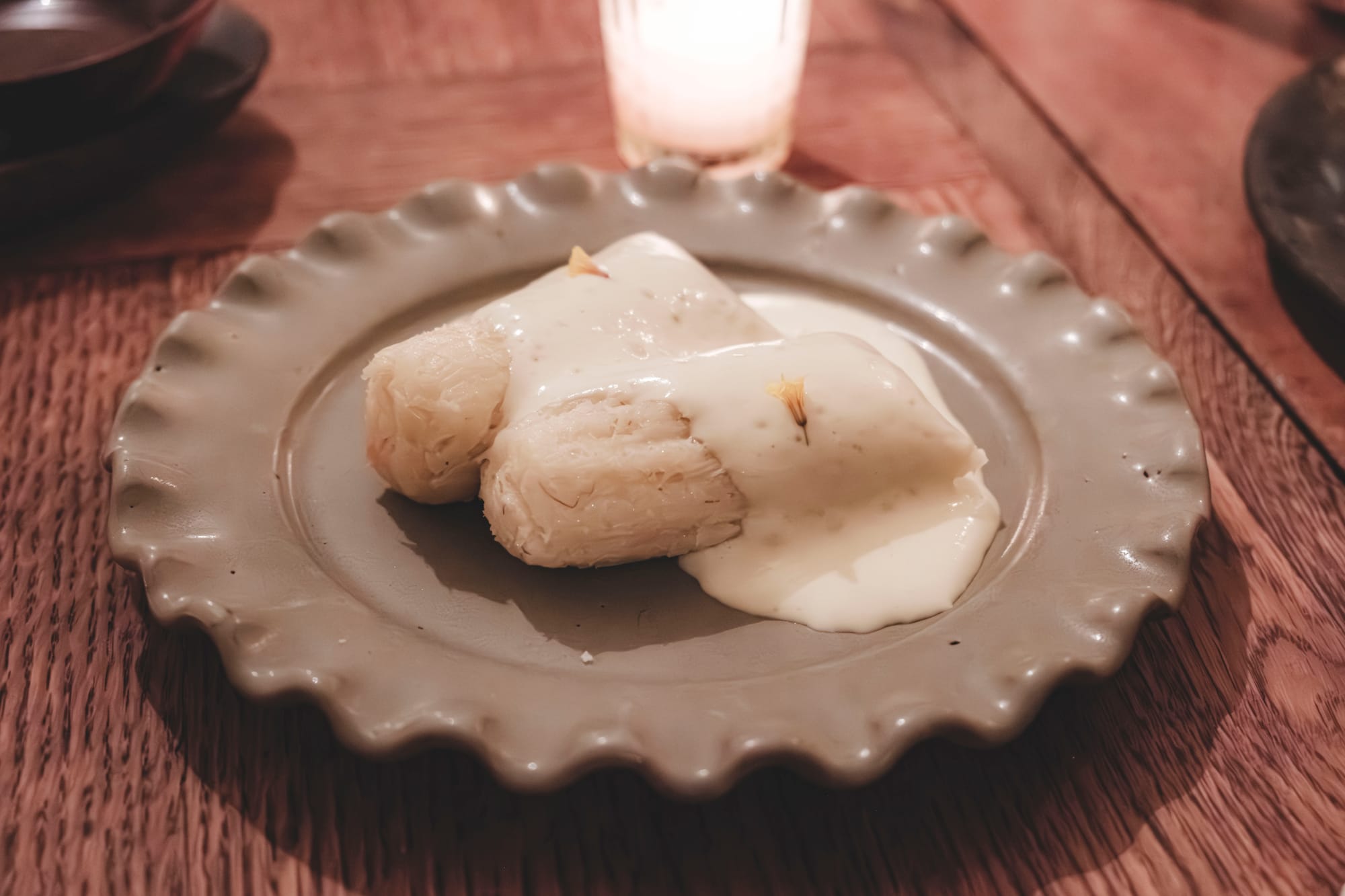 Restaurante Rosetta – Tamales de elote con apionabo y crema ahumada ($310 MXN)