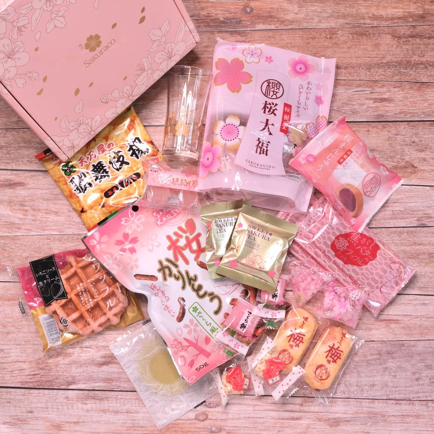 Sakuraco and TokyoTreat [OVERVIEW] – Japanese Snack Boxes for