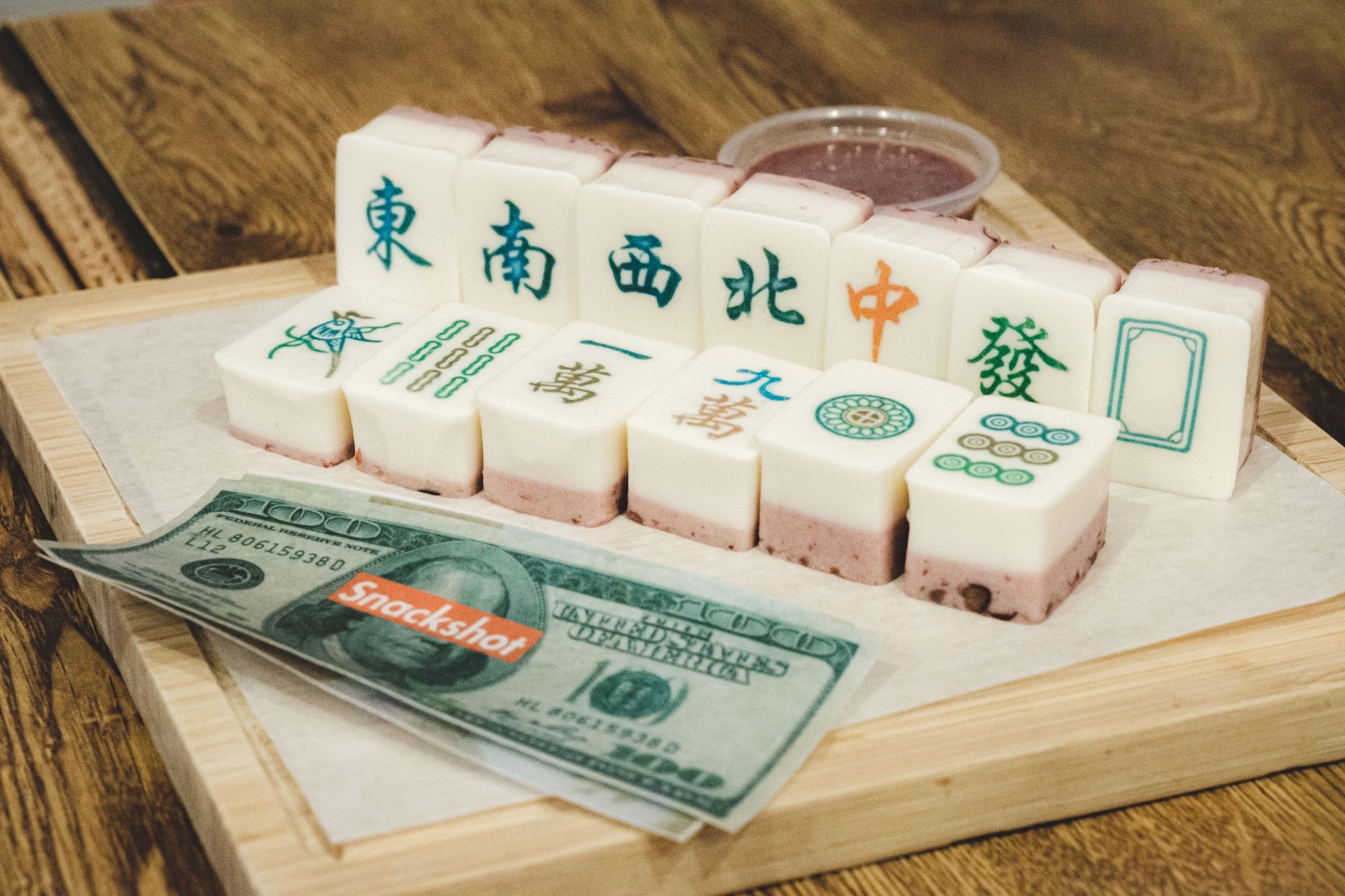 Snackshot Edible Mahjong Tiles and Paper Bills in Vancouver [REVIEW]