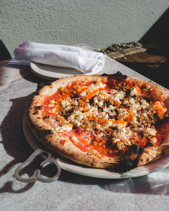 Nicli Antica Pizzeria: Cut-Your-Own Pizza in a Pandemic-Friendly  Parking Lot [OVERVIEW]